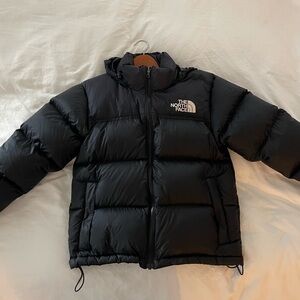 The NorthFace Women’s Nuptise Puffer Cropped Size Small
